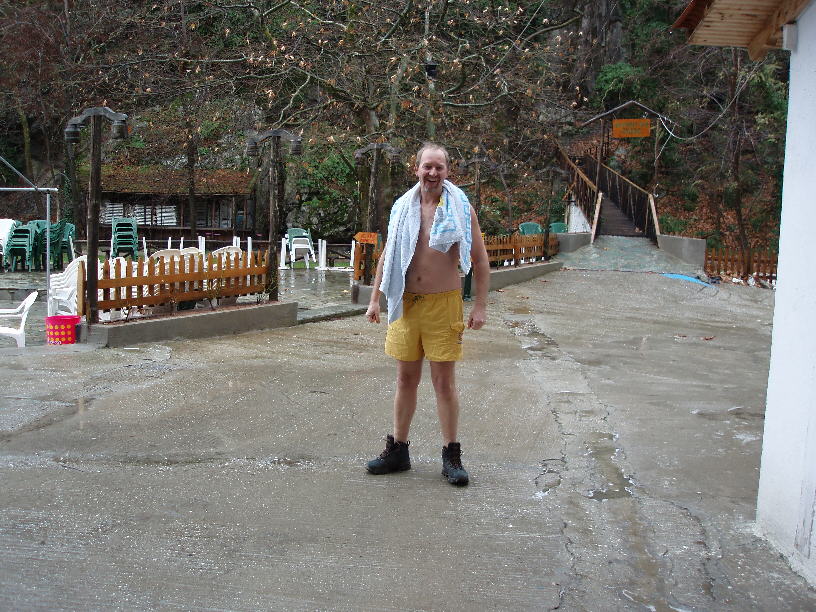 The fashion-conscious Frenchman about town...!
