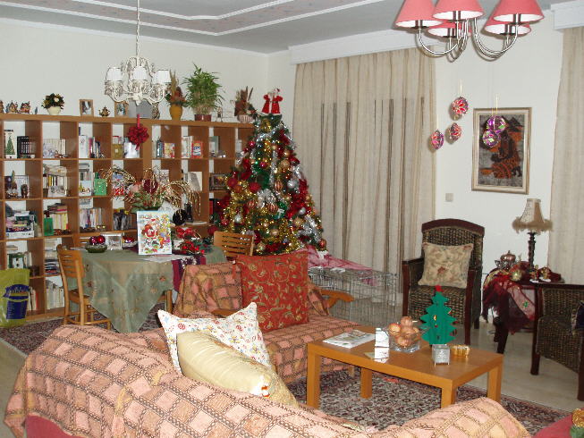 The yuletree - in the background, not the one on the table...
