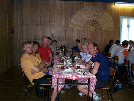 A welcome meal at Locoal-Mendon